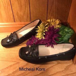 Micheal Kors Black Moccasin
